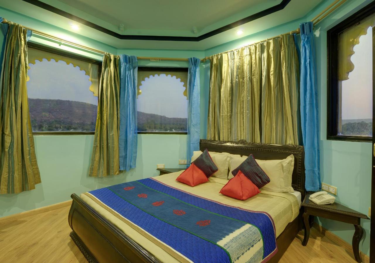 Juesta Lake Nahargarh Palace, Chittorgarh Pārsoli Exterior photo
